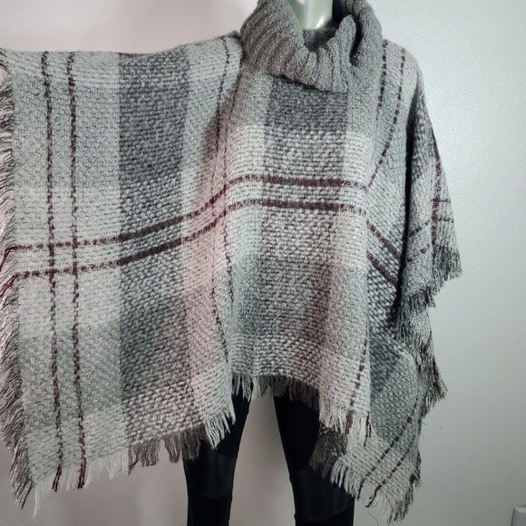 Roots Canada Poncho One Size Wool Blend Fringe Cowl Neck Cape Plaid Gray Sweater - Picture 5 of 9